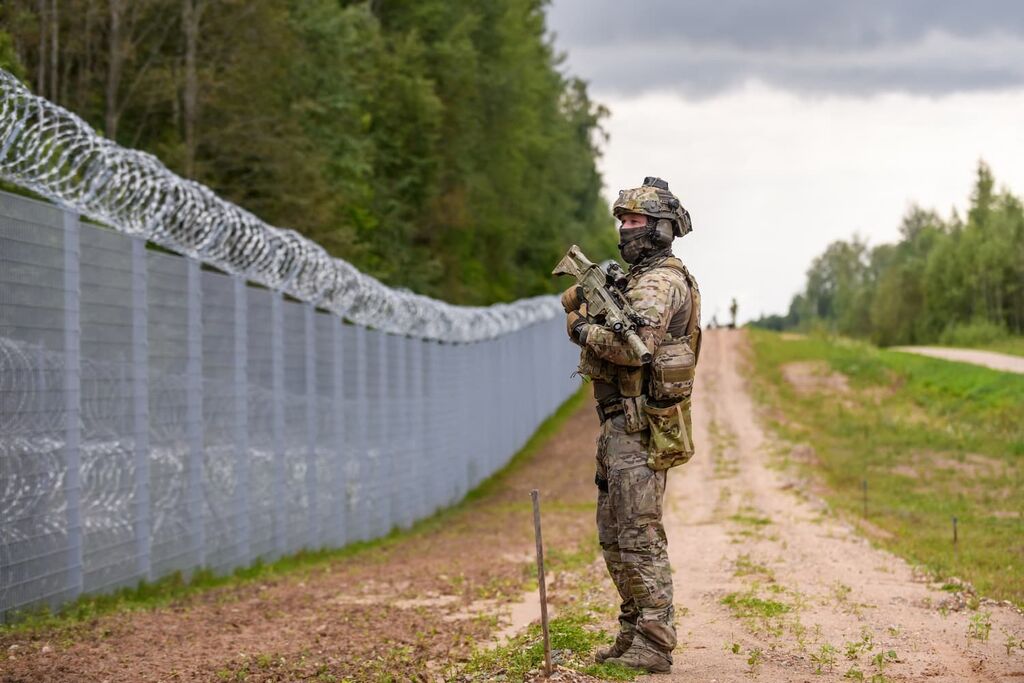 Grensbewaking langs de Lets-Russische grens, nabij Krivanda. Foto: Gints Ivuskans / ANP / AFP